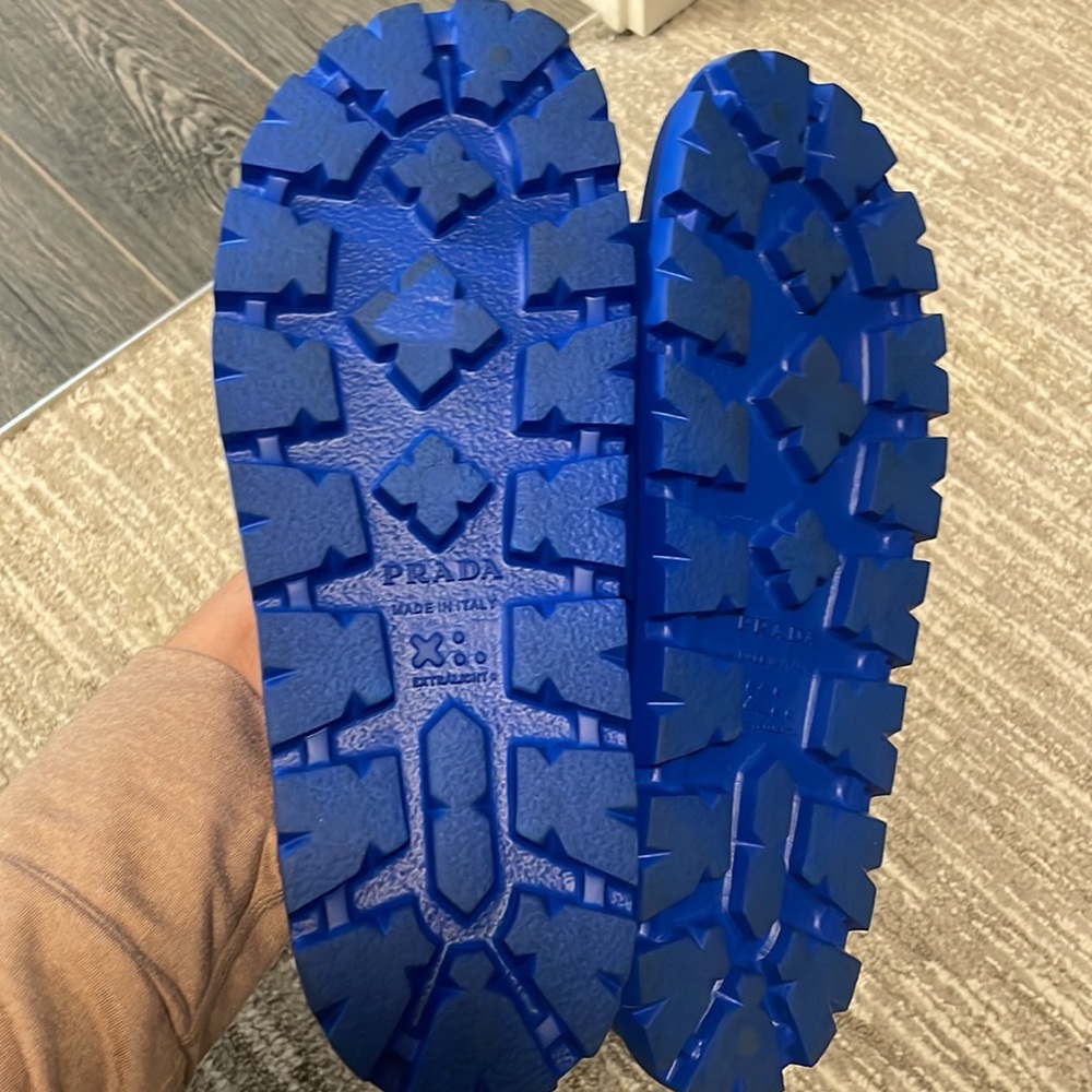 Prada soft slide size 40/10 - Picture 2 of 4